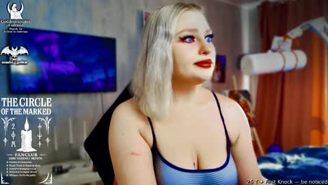 Snapshot of wounded_goddess chatting on March 29, 2026, 1:44 pm Goddess Sophy online show from March 29, 2026, 1:44 pm