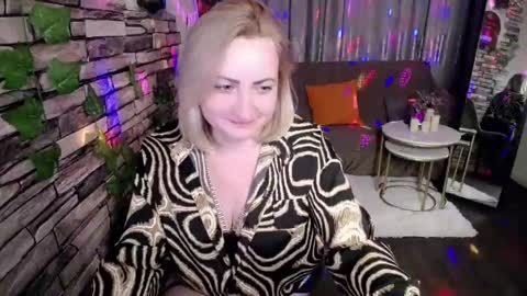 wow_co online show from December 6, 2024, 10:52 pm