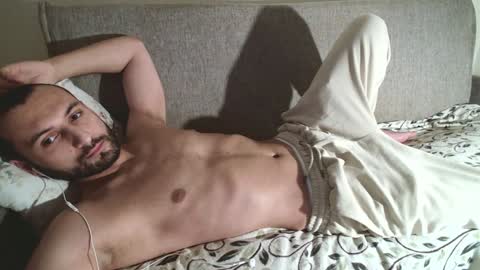 Josy online show from December 9, 2024, 2:28 pm