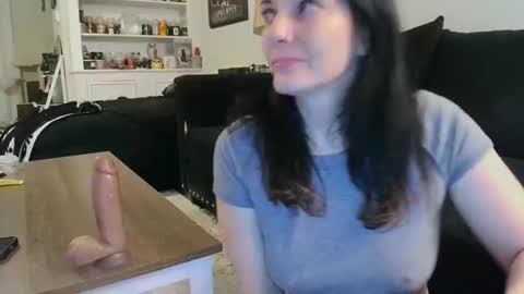 Crystal Lake online show from October 10, 2025, 5:06 am