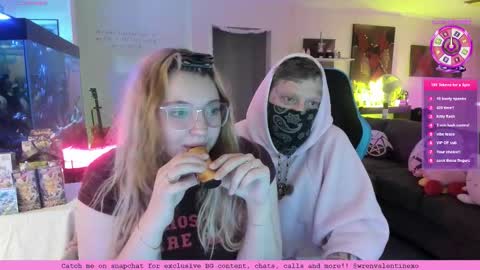 Snapshot of wrenvalentine chatting on February 14, 2026, 9:06 am Wren Valentine online show from February 14, 2026, 9:06 am