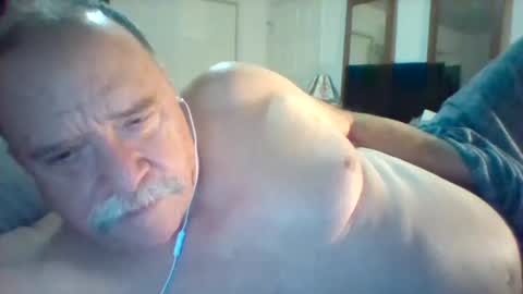 Snapshot of wvmountainlover chatting on January 23, 2025, 3:26 am wvmountainlover online show from January 23, 2025, 3:26 am