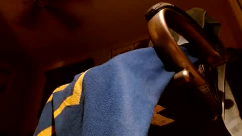 wvuguy1986 online show from December 14, 2025, 10:53 am