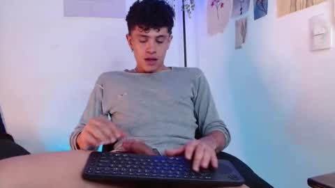 wyatt online show from December 27, 2024, 10:48 pm