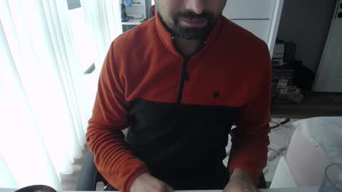 Mr. Lonely online show from October 23, 2025, 11:42 am