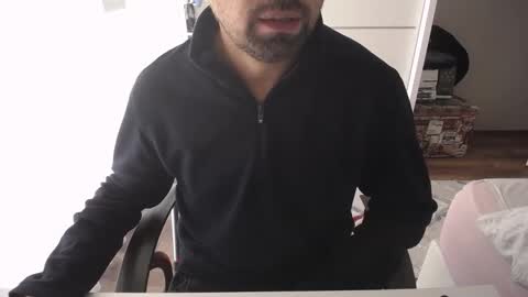 Mr. Lonely online show from October 31, 2025, 10:38 am