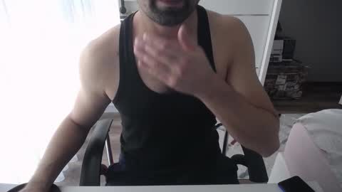 Mr. Lonely online show from November 25, 2025, 10:48 am