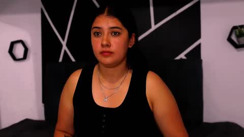 Snapshot of x_adeline_ chatting on October 28, 2025, 7:16 pm Adeline online show from October 28, 2025, 7:16 pm