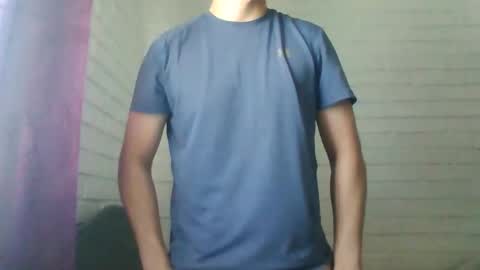 x_andrescam online show from November 20, 2025, 4:29 pm