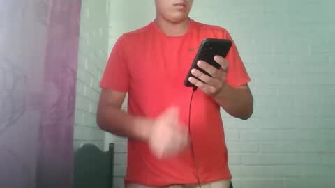 Snapshot of x_andrescam chatting on February 9, 2026, 10:14 pm x_andrescam online show from February 9, 2026, 10:14 pm