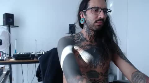 Snapshot of x_dr4ma_x chatting on March 21, 2026, 6:18 am xdramax online show from March 21, 2026, 6:18 am