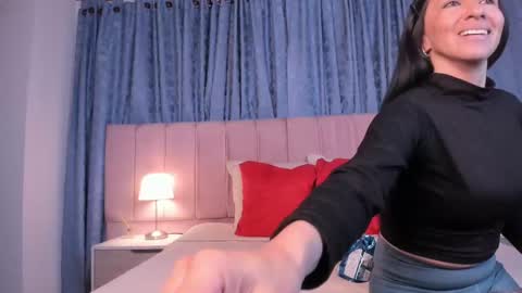 x_milu online show from March 1, 2025, 11:47 pm