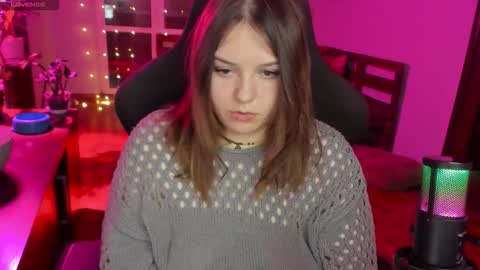 LOVE NERDS ONLY online show from February 10, 2026, 2:15 am