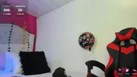 xaanderGrey online show from October 29, 2025, 7:37 pm