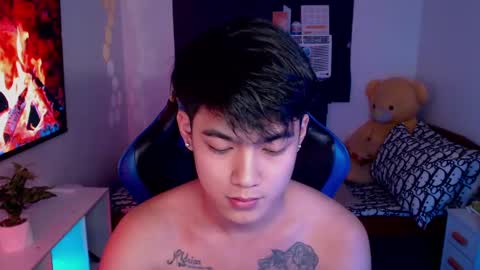 Snapshot of xaldrian_destroyer chatting on December 14, 2024, 9:40 am Prince Aldrian online show from December 14, 2024, 9:40 am