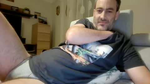 xalegarmax online show from March 31, 2026, 10:21 pm