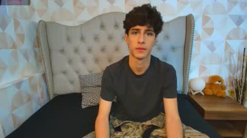 xam_collen online show from October 2, 2025, 1:40 pm