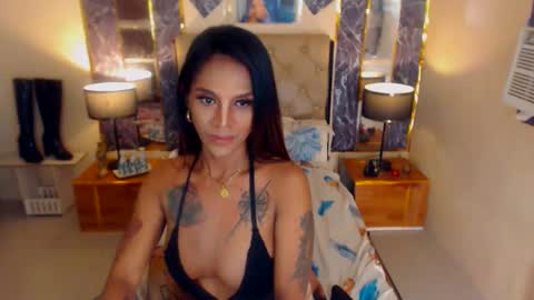 THALIA MOUNT online show from March 9, 2025, 3:01 am