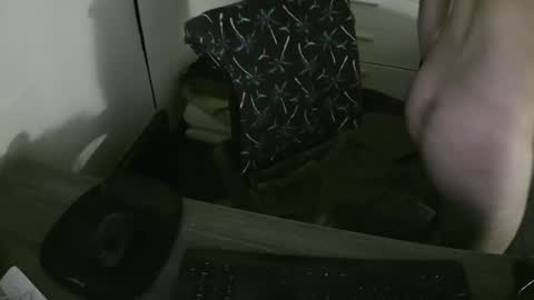 xatofe2000 online show from February 22, 2026, 4:02 am