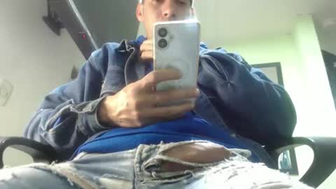 xavicock24 online show from January 7, 2026, 12:35 am