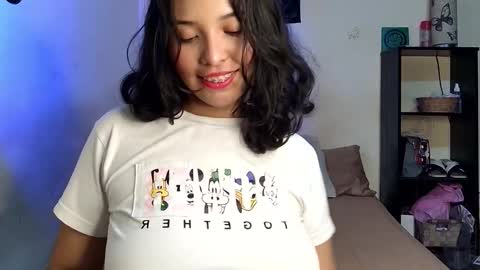 Snapshot of xayahnds chatting on January 31, 2026, 10:52 pm XAYAH online show from January 31, 2026, 10:52 pm