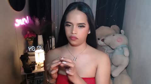 lorainne online show from December 13, 2024, 6:05 pm