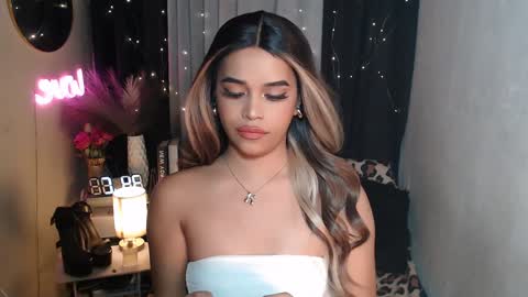 lorainne online show from December 31, 2024, 11:53 am