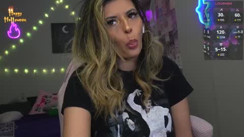 spoil me here  online show from October 17, 2025, 7:44 am