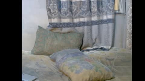 Snapshot of xcumxonxme chatting on March 2, 2025, 11:18 am xcumxonxme online show from March 2, 2025, 11:18 am