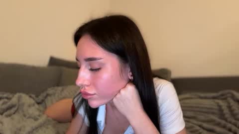 Snapshot of xcutexbunny chatting on October 13, 2025, 5:57 pm XCuteXbunny online show from October 13, 2025, 5:57 pm