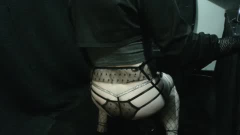 xdresserwithass online show from January 14, 2025, 8:52 am