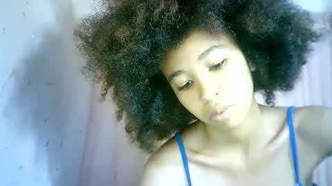 xenna610827 online show from February 6, 2025, 2:15 pm