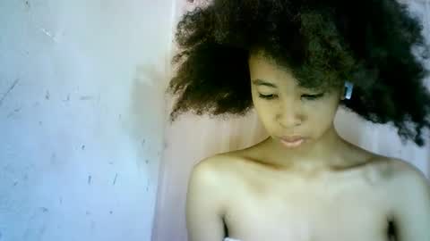 xenna610827 online show from February 12, 2025, 5:26 am