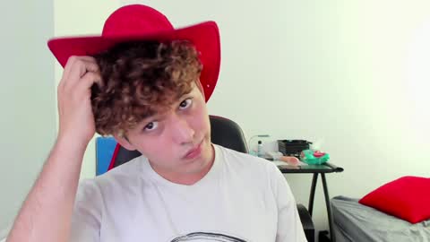 xhan online show from December 20, 2024, 3:10 pm