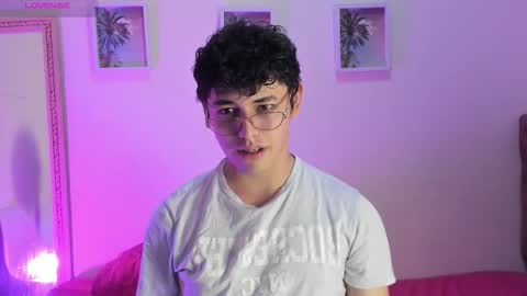 xhan online show from November 15, 2025, 4:21 am