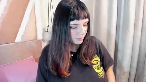 hinata  online show from October 15, 2025, 11:38 pm