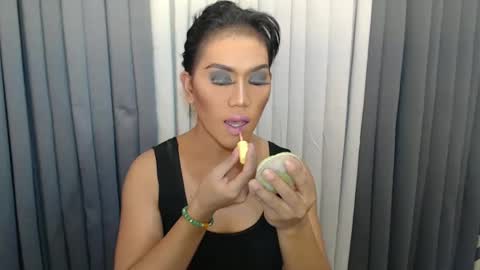 Snapshot of xhugejerkingtransx chatting on December 21, 2024, 4:19 am GWEN THOMPSON .......   online show from December 21, 2024, 4:19 am