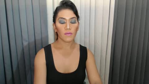 Snapshot of xhugejerkingtransx chatting on January 1, 2025, 8:13 am GWEN THOMPSON .......   online show from January 1, 2025, 8:13 am