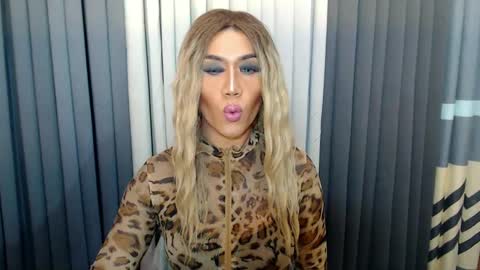 Snapshot of xhugejerkingtransx chatting on February 15, 2025, 9:26 pm GWEN THOMPSON .......   online show from February 15, 2025, 9:26 pm