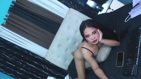 Snapshot of xhugesignificant69x chatting on December 11, 2024, 12:12 am xhugesignificant69x online show from December 11, 2024, 12:12 am