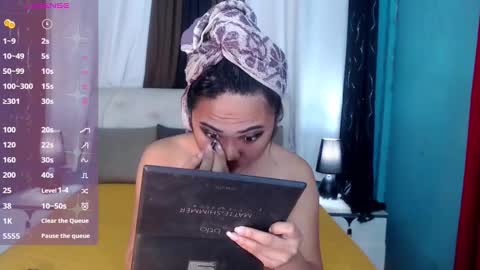 Snapshot of xhugesignificant69x chatting on January 16, 2025, 11:06 pm xhugesignificant69x online show from January 16, 2025, 11:06 pm