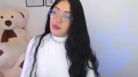 Xia online show from September 13, 2025, 11:26 pm