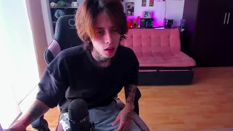 Snapshot of xice_boy chatting on April 25, 2026, 3:20 pm xIce Boy online show from April 25, 2026, 3:20 pm
