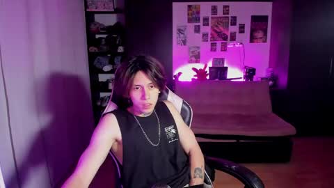 Snapshot of xice_boy chatting on May 1, 2026, 1:10 am xIce Boy online show from May 1, 2026, 1:10 am