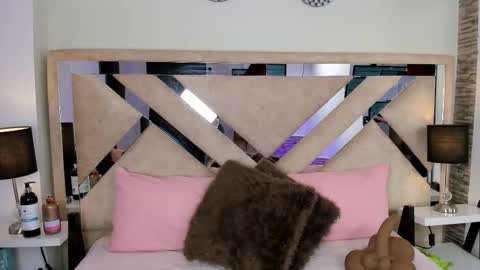 Snapshot of ximena_vasquez8 chatting on February 28, 2026, 3:51 am Xime online show from February 28, 2026, 3:51 am