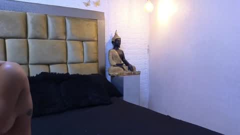 ximena online show from September 12, 2025, 8:42 pm