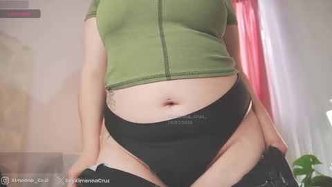 Snapshot of ximenna_cruz_ chatting on February 15, 2025, 8:01 pm Xime Independent Artist online show from February 15, 2025, 8:01 pm