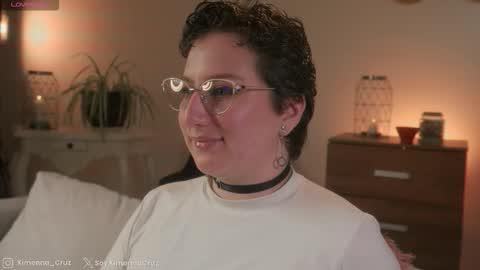 Snapshot of ximenna_cruz_ chatting on November 13, 2025, 10:19 pm Xime Independent Artist online show from November 13, 2025, 10:19 pm