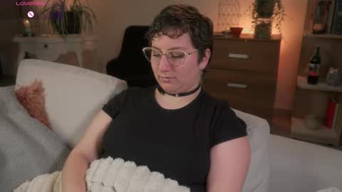 Snapshot of ximenna_cruz_ chatting on November 16, 2025, 11:21 pm Xime Independent Artist online show from November 16, 2025, 11:21 pm