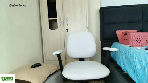 Snapshot of ximtia_xs chatting on February 7, 2026, 10:02 pm ximtia online show from February 7, 2026, 10:02 pm